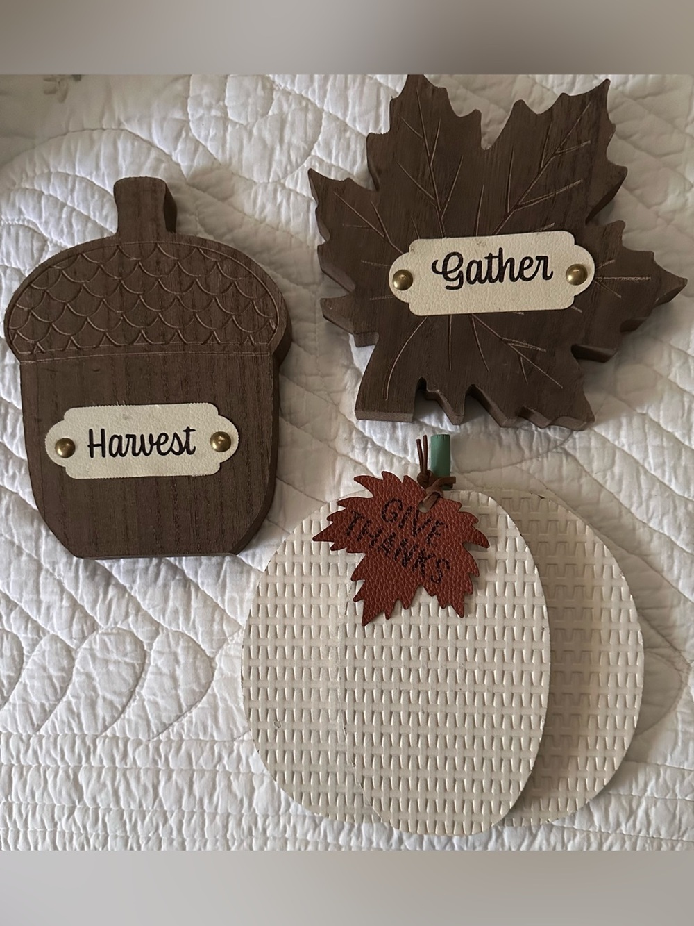 Cute New Small Wooden Fall Table Decor